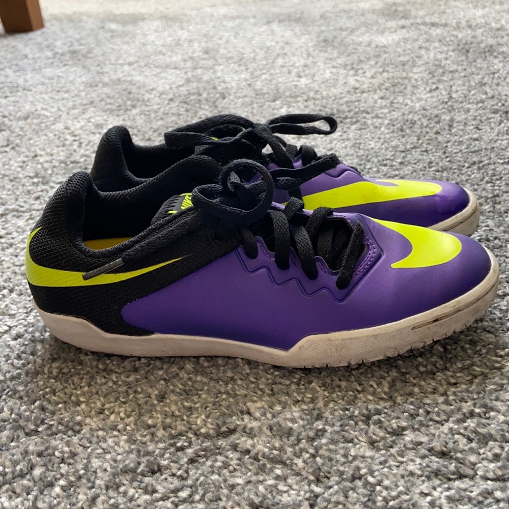 Indoor Nike Soccer Shoes